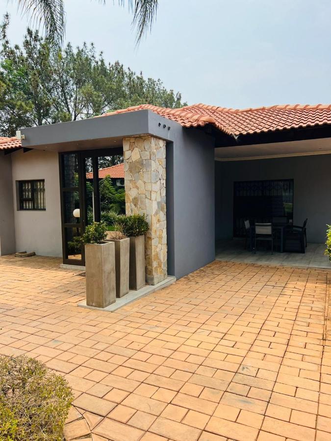 Ultimate Sky _ 2 Bedroom Villa Pretoria-Noord Exterior foto